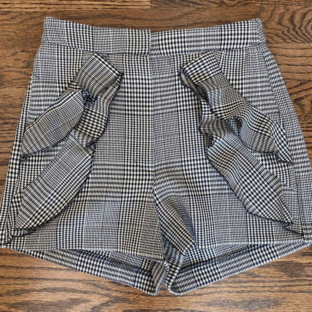 Zara Shorts